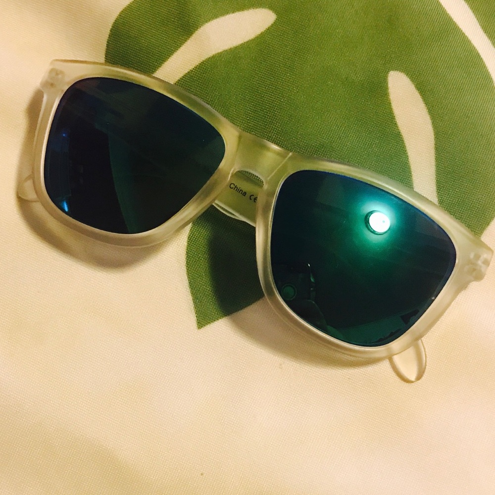 REFLECTIVE LENS GLASSES!!!